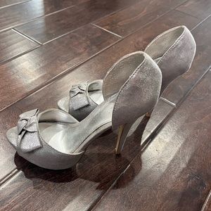 Aldo size 37 silver stilettos